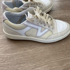 Vans Low-Top Sneakers in Cream, White and Light Lavender